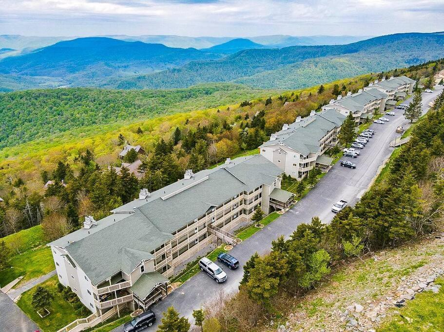 202D Summit - Completely Remodeled Modern Condo In Summit! Snowshoe Kültér fotó